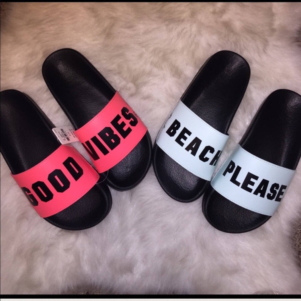 CORAL PINK by Victoria's Secret Summer Slides